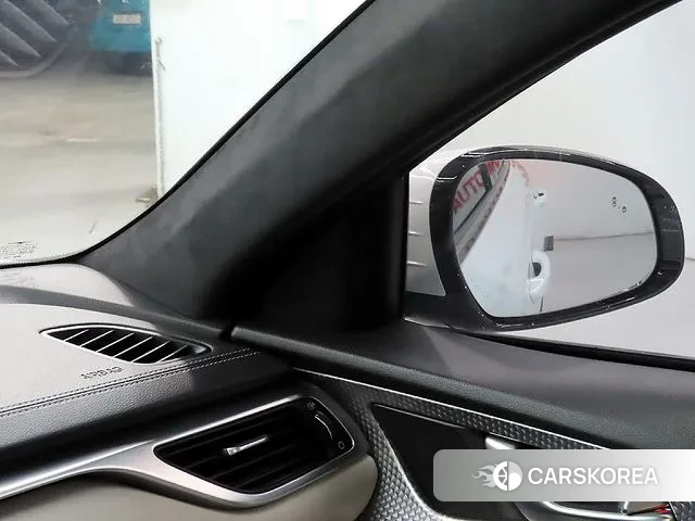 Genesis The New G70 id 3196044 из Кореи 8