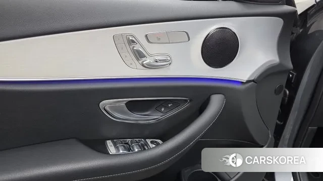 Mercedes-Benz E-Class W213 id 3676447 из Кореи 8