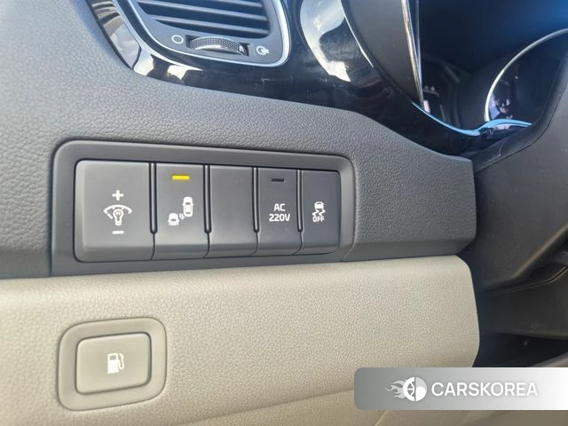 Kia All New Carnival id 4684565 из Кореи 8