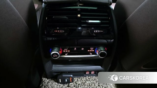 BMW 5 Series (G30) id 3827705 из Кореи 8