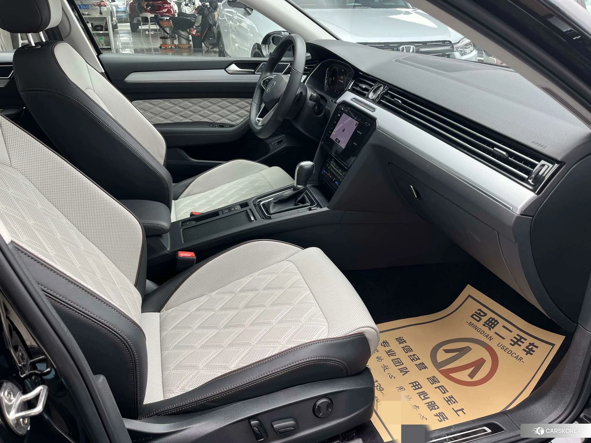 Volkswagen Magotan id 4454326 из Китая 8