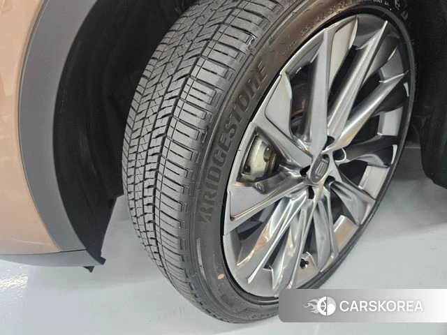 Toyota Crown Crossover id 4847802 из Кореи 8