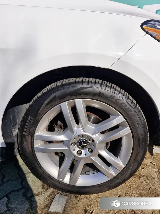 Mercedes-Benz GLE - Class W166 id 3494645 из Кореи 8