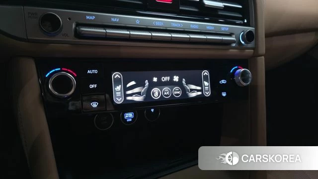 Genesis The New G70 id 4375725 из Кореи 8