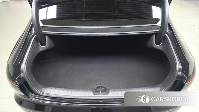 Hyundai Grandeur Hybrid (GN7) id 4292186 из Кореи 8