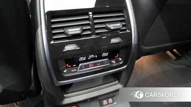 BMW X7 (G07) id 3482050 из Кореи 8