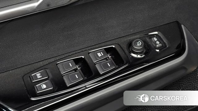 Ssangyong Torres id 3897478 из Кореи 8