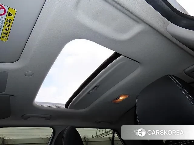 Hyundai Venue id 3687152 из Кореи 8