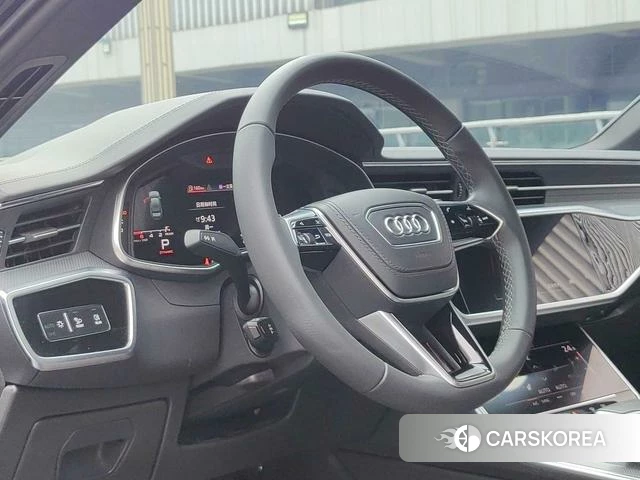 Audi A6L id 4300782 из Китая 8