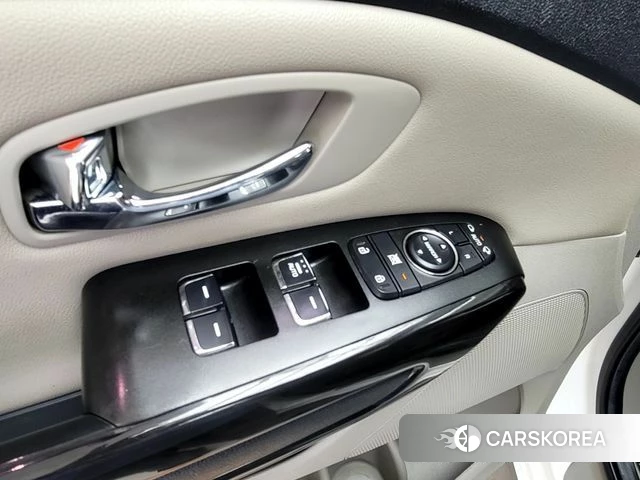 Kia The New Carnival id 4742247 из Кореи 8