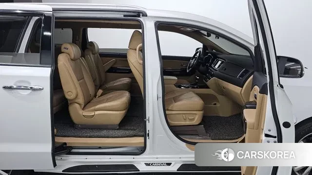 Kia The New Carnival id 2976830 из Кореи 8