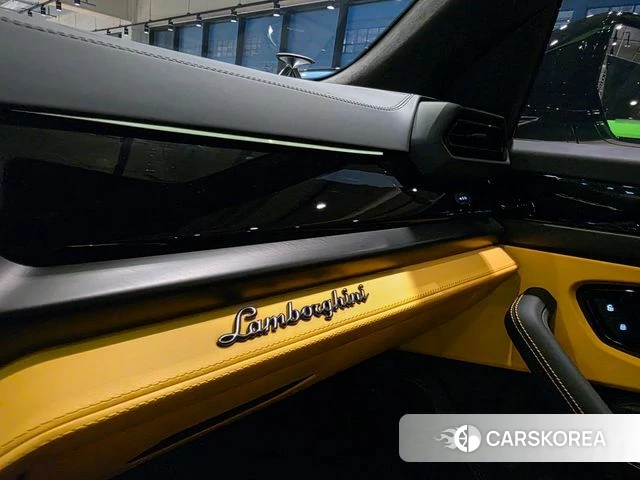 Lamborghini Urus id 4612103 из Кореи 8