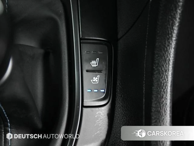 Hyundai Veloster (JS) id 4536515 из Кореи 8