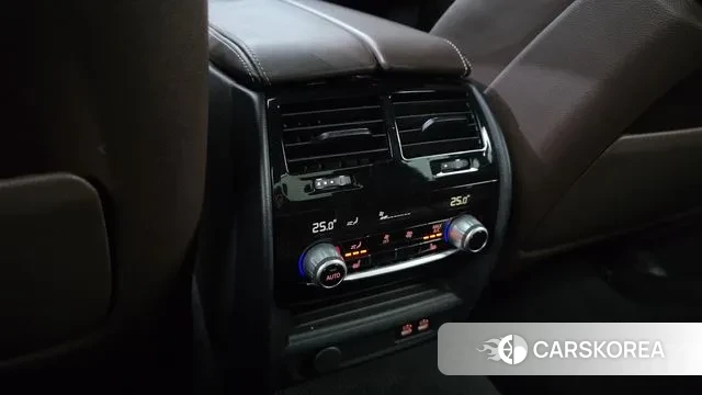 BMW 5 Series (G30) id 3656092 из Кореи 8