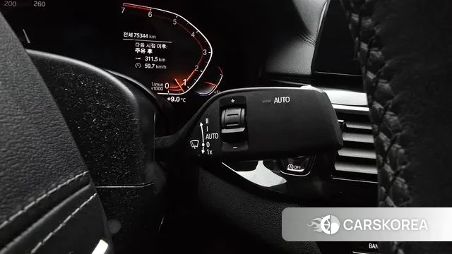 BMW 5 Series (G30) id 3474214 из Кореи 8