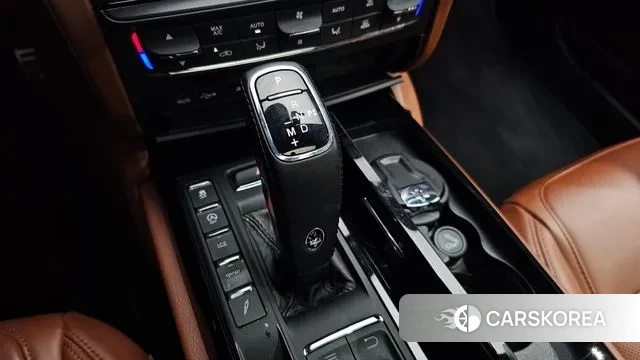 Maserati Quattroporte id 3000295 из Кореи 8