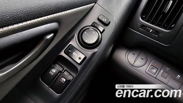 Hyundai The New Grand Starex id 2817828 из Кореи 8