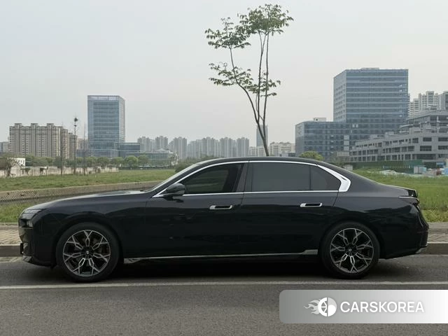 BMW 7 series id 4297794 из Китая 8
