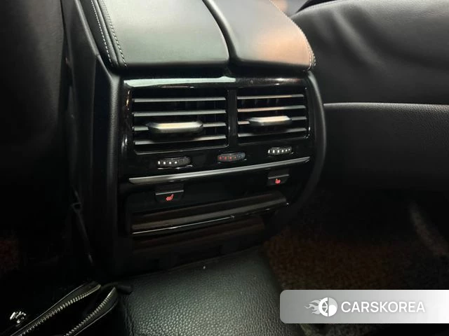 BMW 5 Series (G30) id 4626014 из Кореи 8