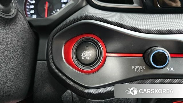 Hyundai Veloster (JS) id 4435659 из Кореи 8