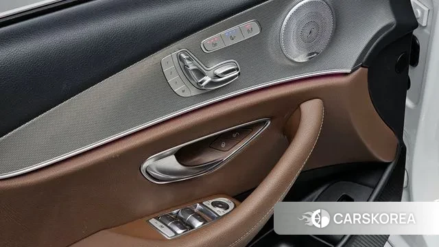 Mercedes-Benz E-Class W213 id 3505353 из Кореи 8
