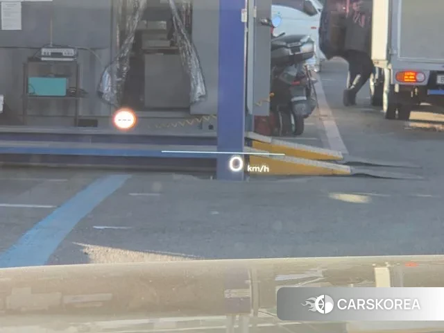 Hyundai Grandeur (GN7) id 3648983 из Кореи 8