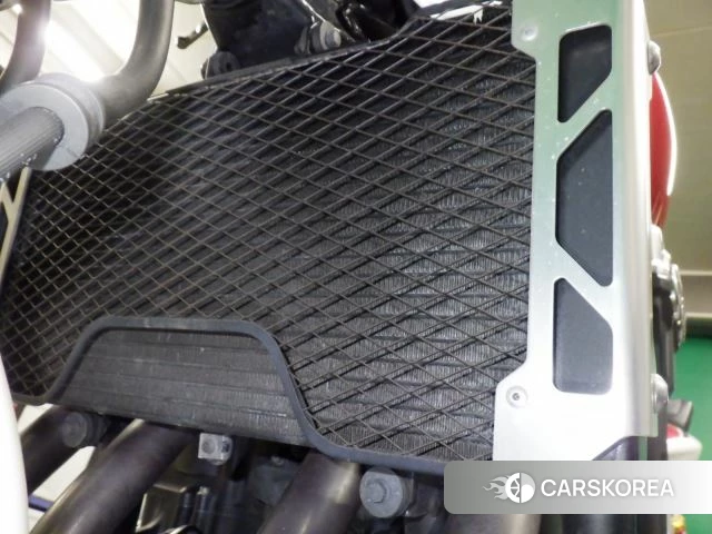 Honda CB1300SF id 3950039 из Японии 8