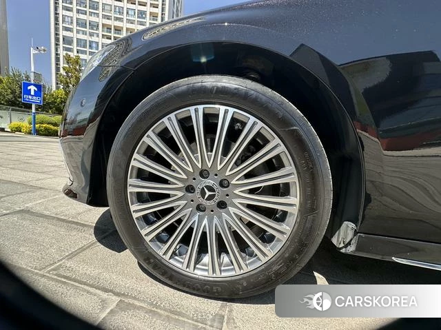 Mercedes-Benz E-class id 3856285 из Китая 8