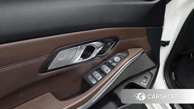 BMW 3 Series (G20) id 2989403 из Кореи 8