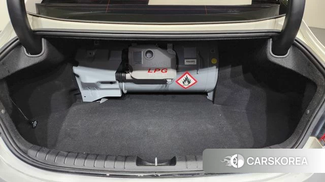 Hyundai Grandeur IG id 4310882 из Кореи 8
