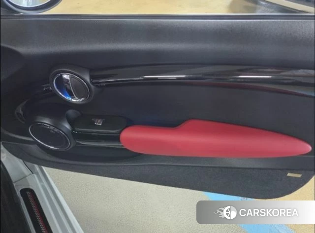 Mini Cooper S Convertible id 4784965 из Кореи 8