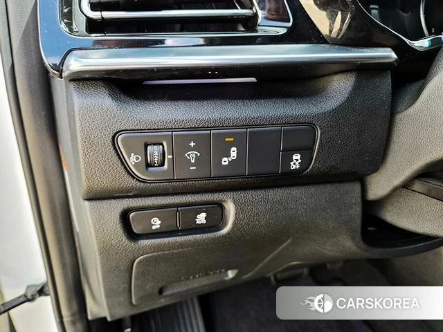 Kia Niro Plus id 4753438 из Кореи 8