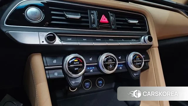 Genesis The New G70 id 3697825 из Кореи 8