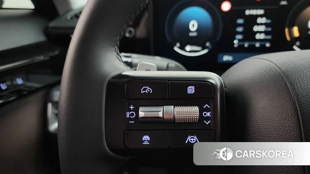 Hyundai Grandeur (GN7) id 4308257 из Кореи 8