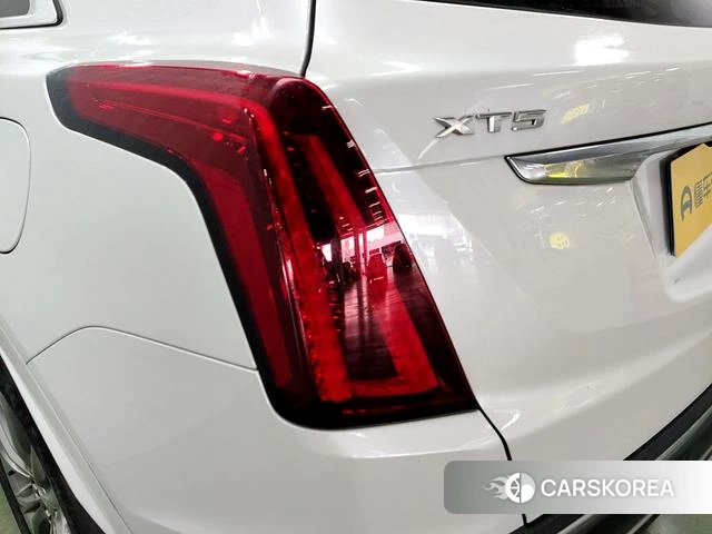 Cadillac XT5 id 4213140 из Китая 8