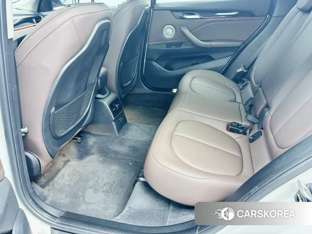 BMW X1 id 4314077 из Китая 8