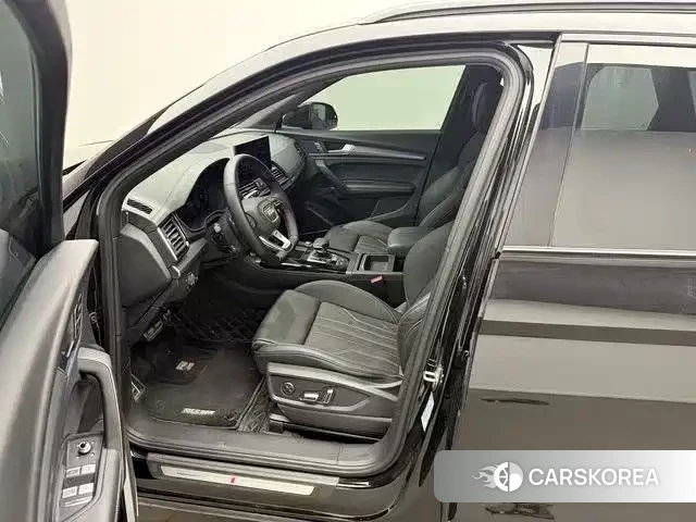 Audi Q5L id 4570669 из Китая 8