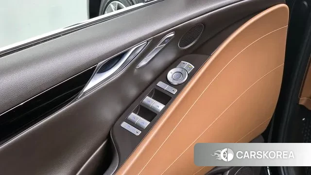 Genesis G80 (RG3) id 3690751 из Кореи 8