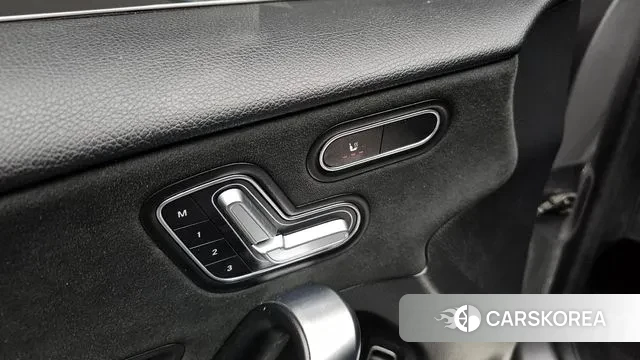 Mercedes-Benz A-Class W177 id 3765739 из Кореи 8