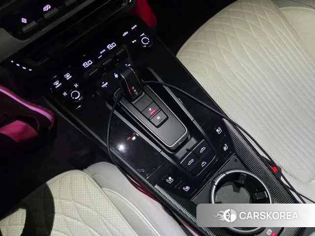 Porsche 911(992) id 3305473 из Кореи 8