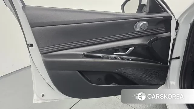 Hyundai Avante (CN7) id 3566243 из Кореи 8