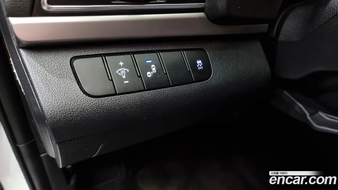 Hyundai Avante AD id 1797341 из Кореи 8