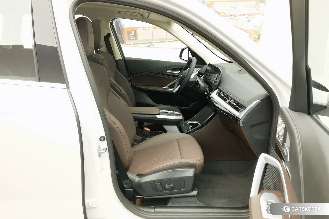 BMW X1 id 4510849 из Китая 8