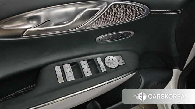 Genesis Electrified GV70 id 4636431 из Кореи 8
