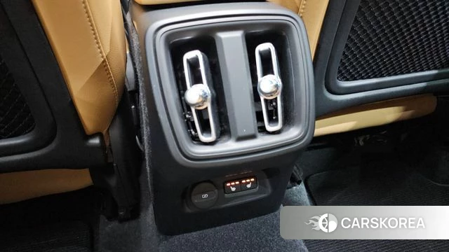 Volvo XC40 id 4224251 из Кореи 8