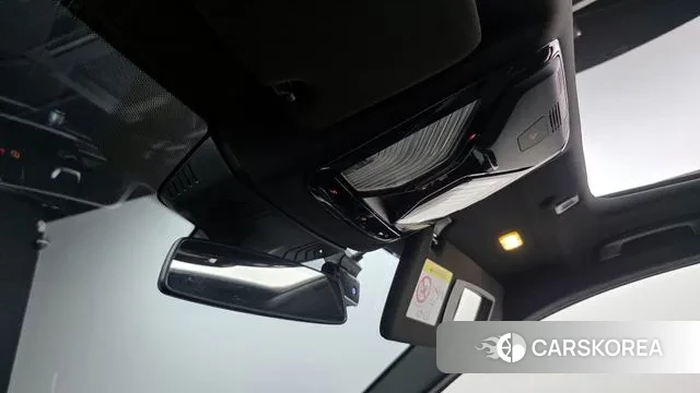 BMW 5 Series (G30) id 2931823 из Кореи 8