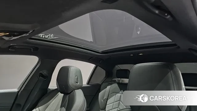 BMW 5 Series (G60) id 3442252 из Кореи 8