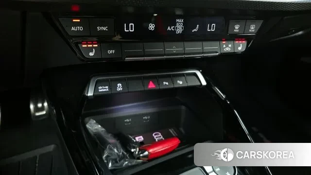 Audi RS3 (8Y) id 2925482 из Кореи 8