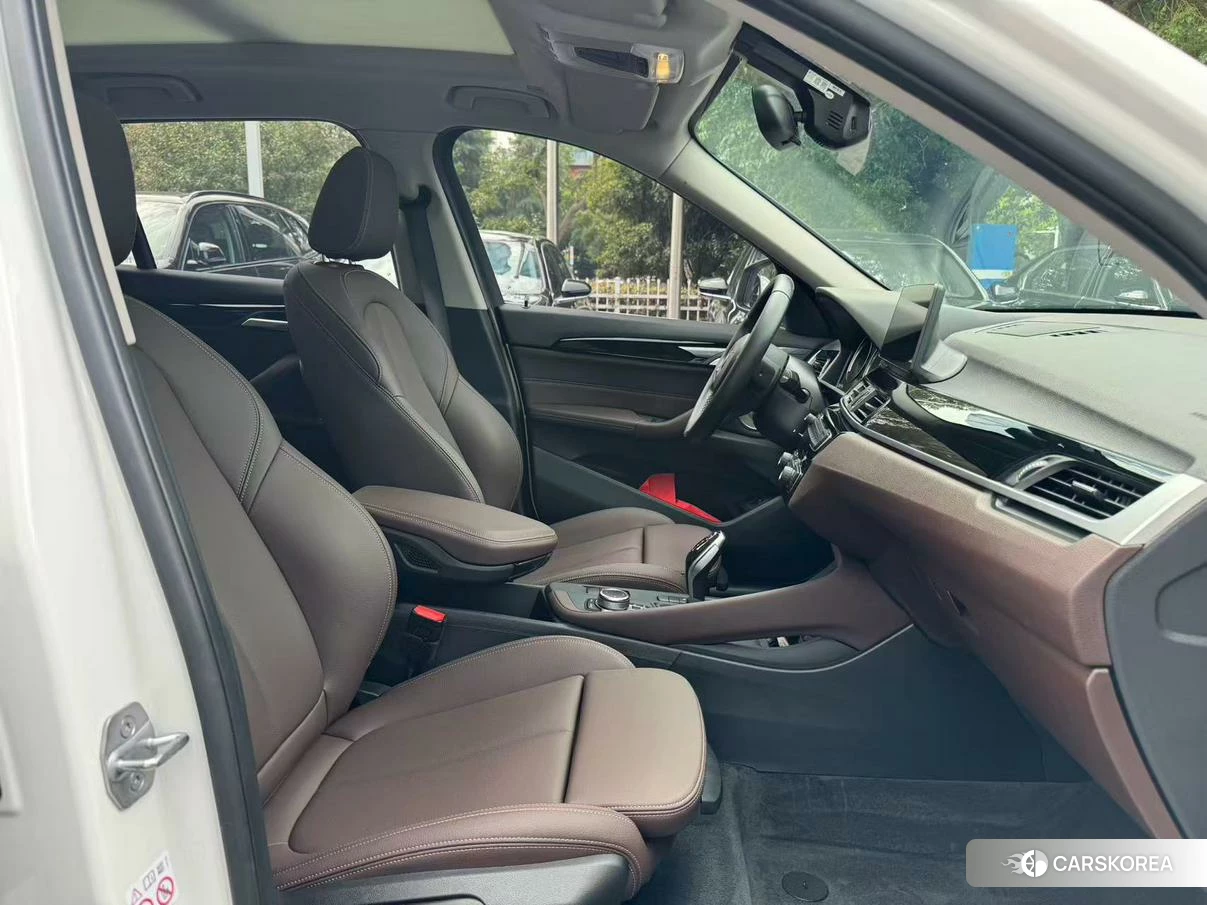 BMW X1 id 4486468 из Китая 8
