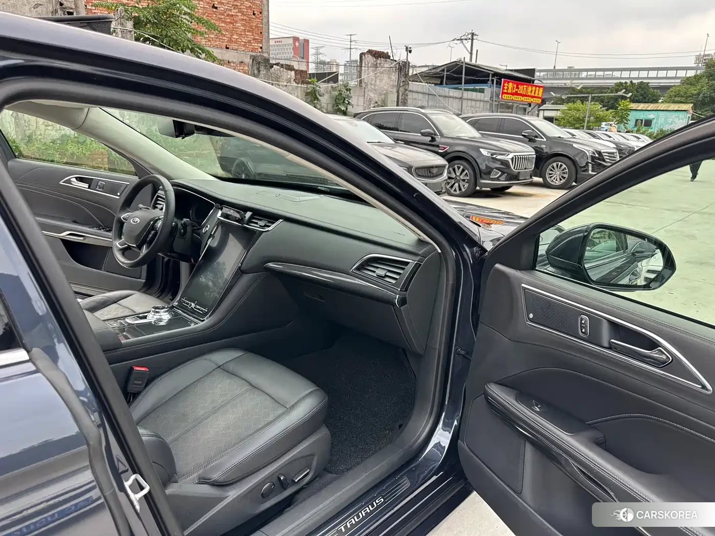 Ford Taurus id 4565212 из Китая 8